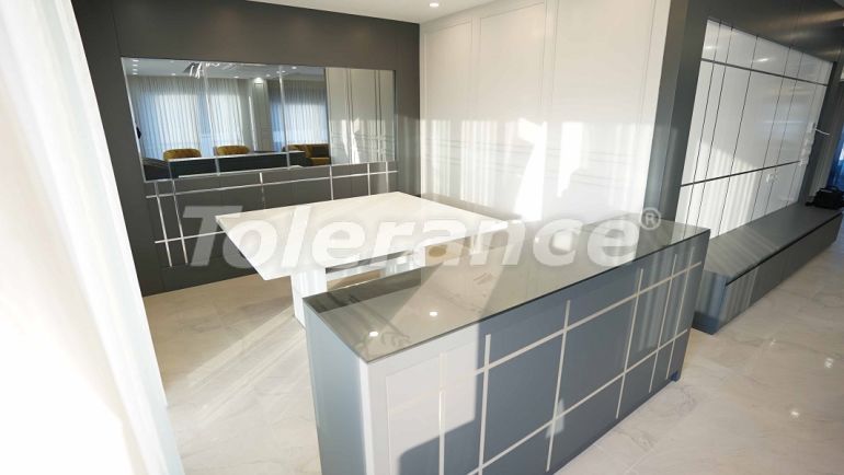 Квартира в Коньяалты, Анталия с бассейном: купить недвижимость в Турции - 48849