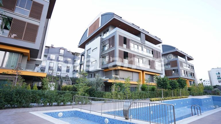 Квартира в Коньяалты, Анталия с бассейном: купить недвижимость в Турции - 48868