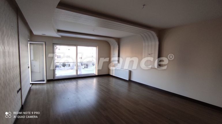 Квартира в Коньяалты, Анталия с бассейном: купить недвижимость в Турции - 52191