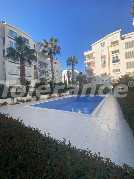 Квартира в Коньяалты, Анталия с бассейном: купить недвижимость в Турции - 52247