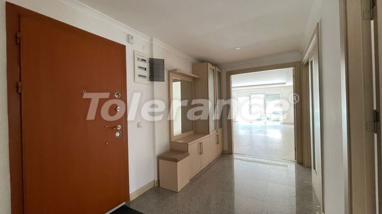 Квартира в Коньяалты, Анталия с бассейном: купить недвижимость в Турции - 53886