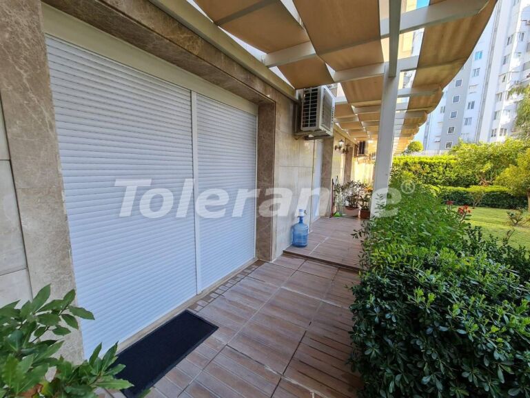 Квартира в Коньяалты, Анталия с бассейном: купить недвижимость в Турции - 54170