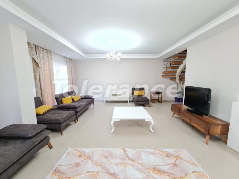 Квартира в Коньяалты, Анталия с бассейном: купить недвижимость в Турции - 54171