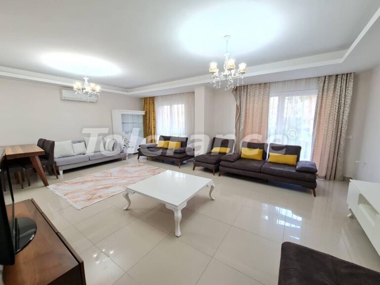 Квартира в Коньяалты, Анталия с бассейном: купить недвижимость в Турции - 54184