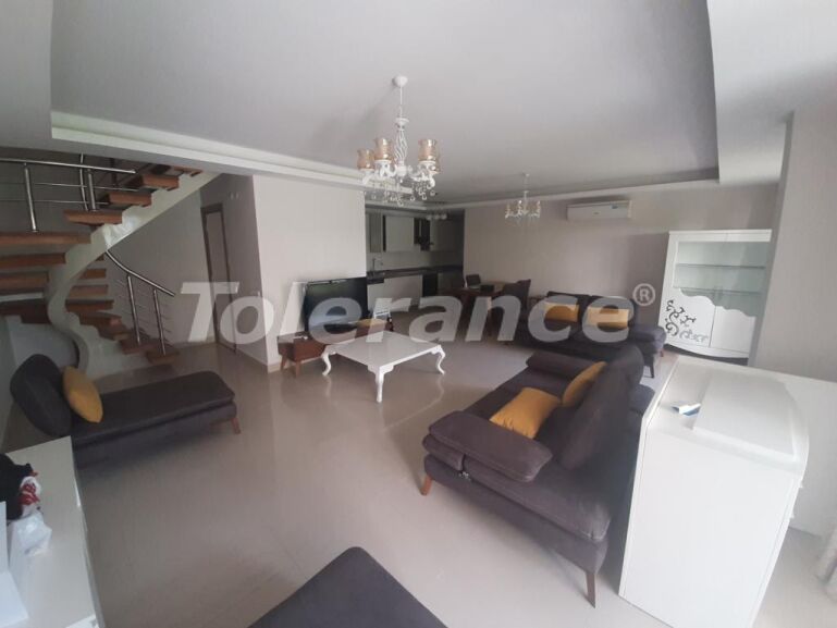 Квартира в Коньяалты, Анталия с бассейном: купить недвижимость в Турции - 54185