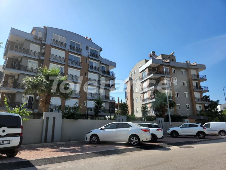 Квартира в Коньяалты, Анталия с бассейном: купить недвижимость в Турции - 54269