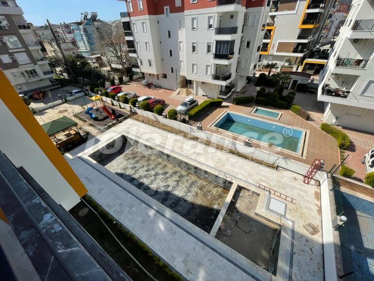 Квартира от застройщика в Коньяалты, Анталия с бассейном: купить недвижимость в Турции - 55403