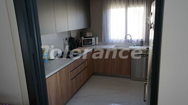 Квартира в Коньяалты, Анталия с бассейном: купить недвижимость в Турции - 55976