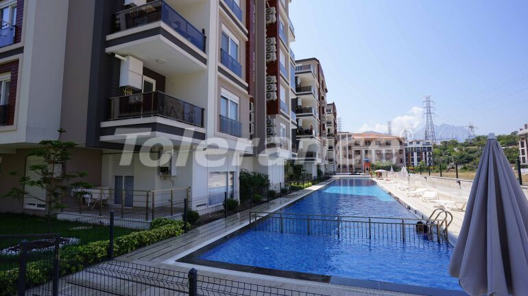 Квартира в Коньяалты, Анталия с бассейном: купить недвижимость в Турции - 57357