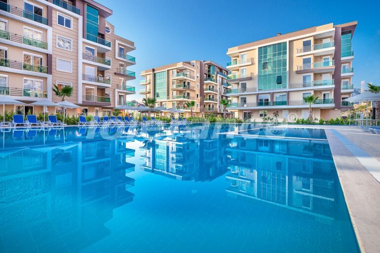 Квартира в Коньяалты, Анталия с бассейном: купить недвижимость в Турции - 57393