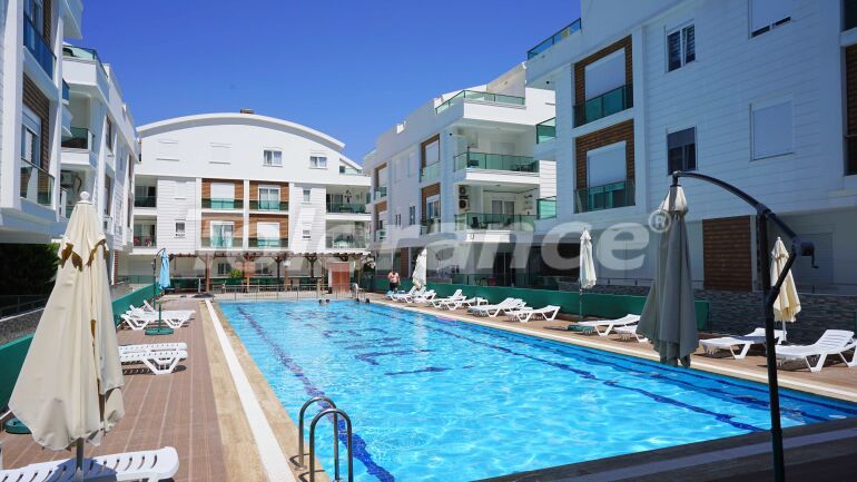 Квартира в Коньяалты, Анталия с бассейном: купить недвижимость в Турции - 58562