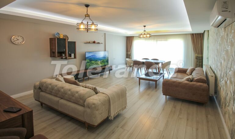 Квартира в Коньяалты, Анталия с бассейном: купить недвижимость в Турции - 59113