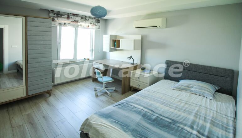 Квартира в Коньяалты, Анталия с бассейном: купить недвижимость в Турции - 59127