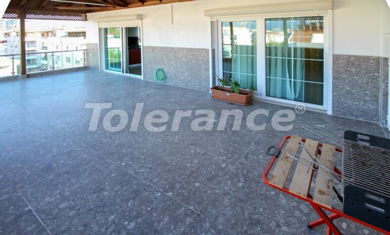 Квартира в Коньяалты, Анталия с бассейном: купить недвижимость в Турции - 59178