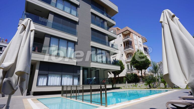 Квартира в Коньяалты, Анталия с бассейном: купить недвижимость в Турции - 60558