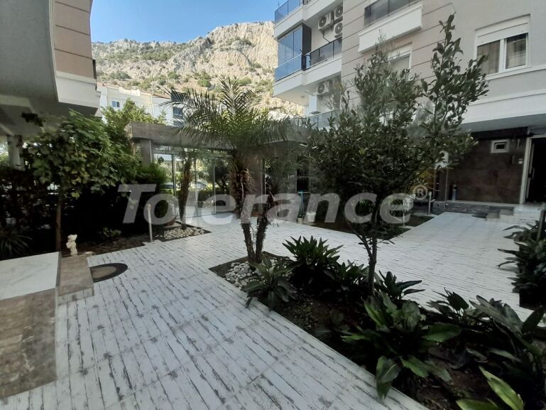 Квартира в Коньяалты, Анталия с бассейном: купить недвижимость в Турции - 63087