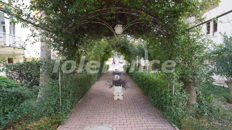 Квартира в Коньяалты, Анталия с бассейном: купить недвижимость в Турции - 63867