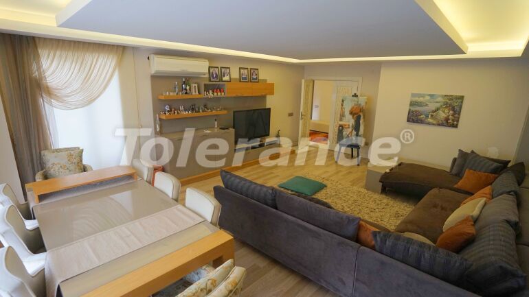 Квартира в Коньяалты, Анталия с бассейном: купить недвижимость в Турции - 64577