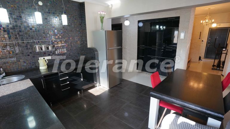 Квартира в Коньяалты, Анталия с бассейном: купить недвижимость в Турции - 69827