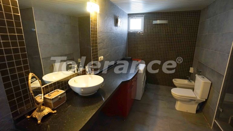 Квартира в Коньяалты, Анталия с бассейном: купить недвижимость в Турции - 69834