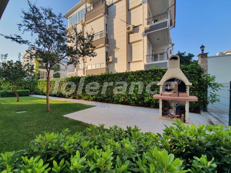 Квартира в Коньяалты, Анталия с бассейном: купить недвижимость в Турции - 70413