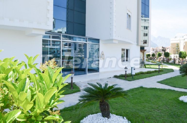 Квартира в Коньяалты, Анталия с бассейном: купить недвижимость в Турции - 70493