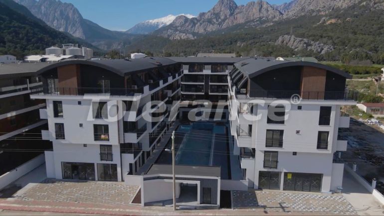 Квартира в Коньяалты, Анталия с бассейном: купить недвижимость в Турции - 77589