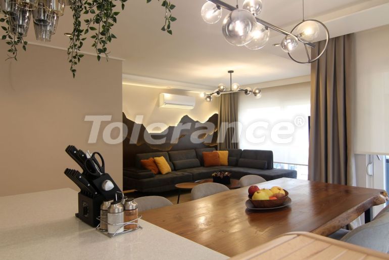 Квартира в Коньяалты, Анталия с бассейном: купить недвижимость в Турции - 77896