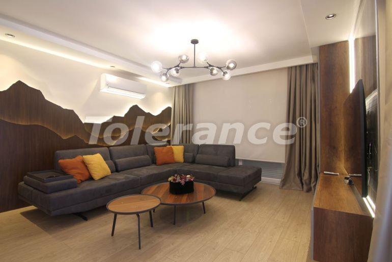 Квартира в Коньяалты, Анталия с бассейном: купить недвижимость в Турции - 77899