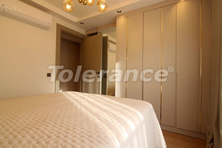 Квартира в Коньяалты, Анталия с бассейном: купить недвижимость в Турции - 77915