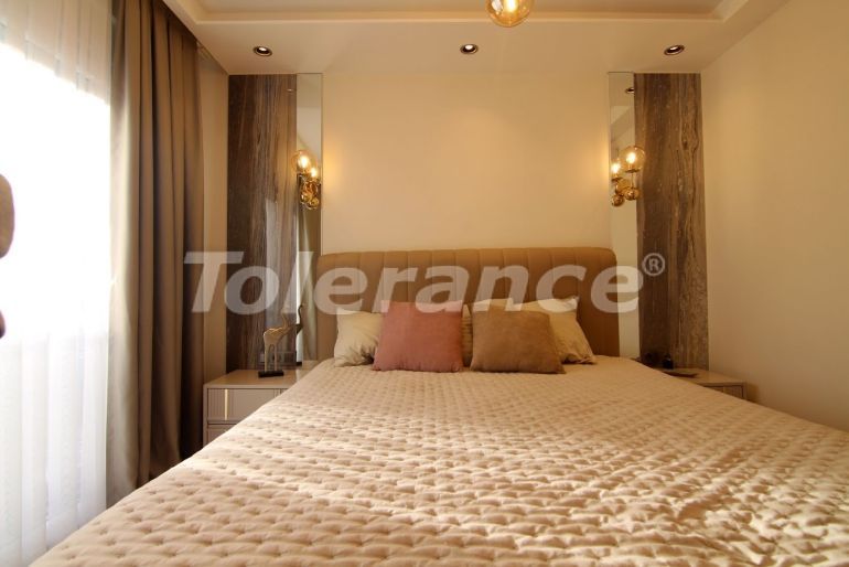 Квартира в Коньяалты, Анталия с бассейном: купить недвижимость в Турции - 77916