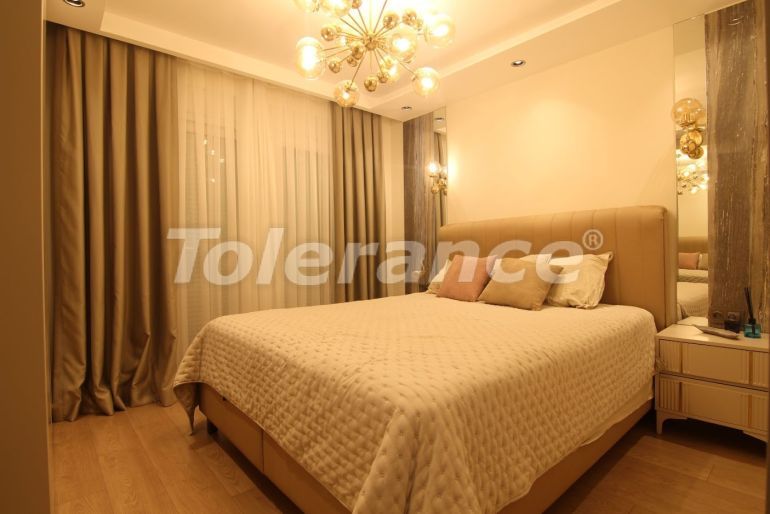 Квартира в Коньяалты, Анталия с бассейном: купить недвижимость в Турции - 77919