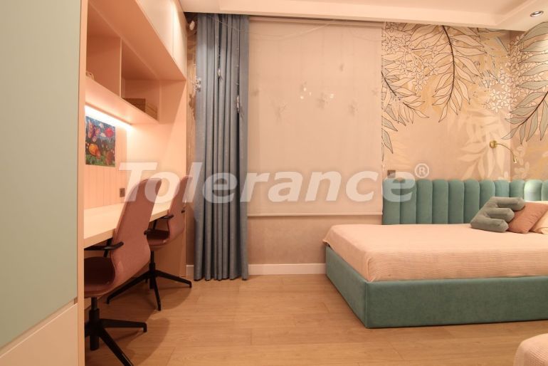 Квартира в Коньяалты, Анталия с бассейном: купить недвижимость в Турции - 77924