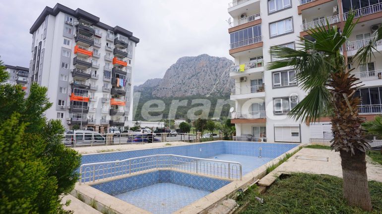 Квартира в Коньяалты, Анталия с бассейном: купить недвижимость в Турции - 80093