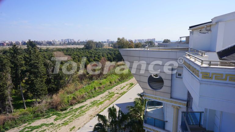 Квартира в Коньяалты, Анталия с бассейном: купить недвижимость в Турции - 81266