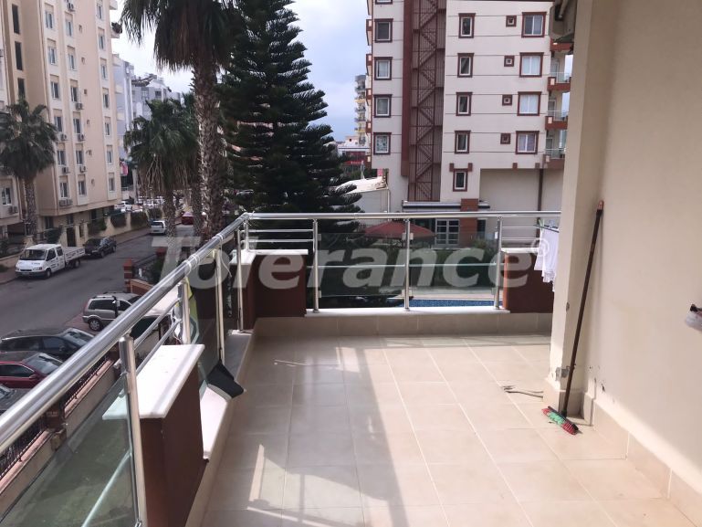 Квартира в Коньяалты, Анталия с бассейном: купить недвижимость в Турции - 82746