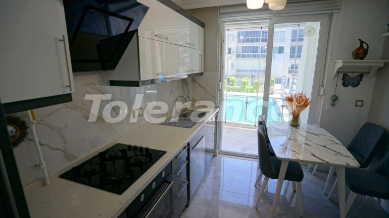 Квартира в Коньяалты, Анталия с бассейном: купить недвижимость в Турции - 84706