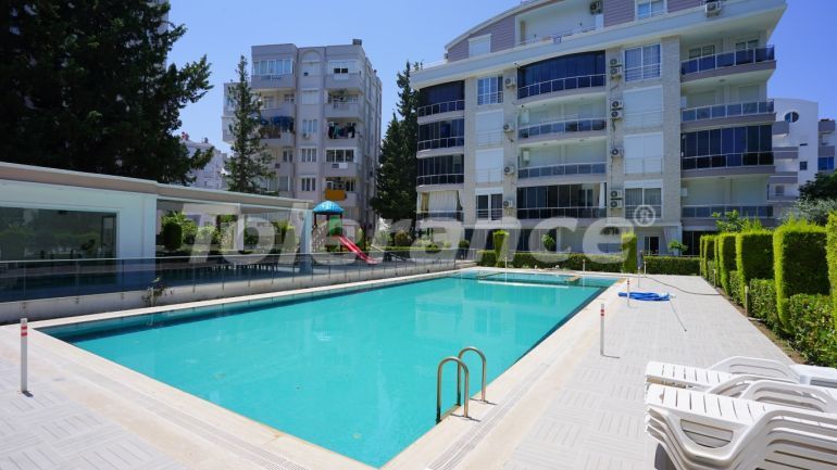 Квартира в Коньяалты, Анталия с бассейном: купить недвижимость в Турции - 84724