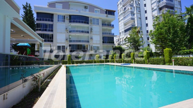 Квартира в Коньяалты, Анталия с бассейном: купить недвижимость в Турции - 84725