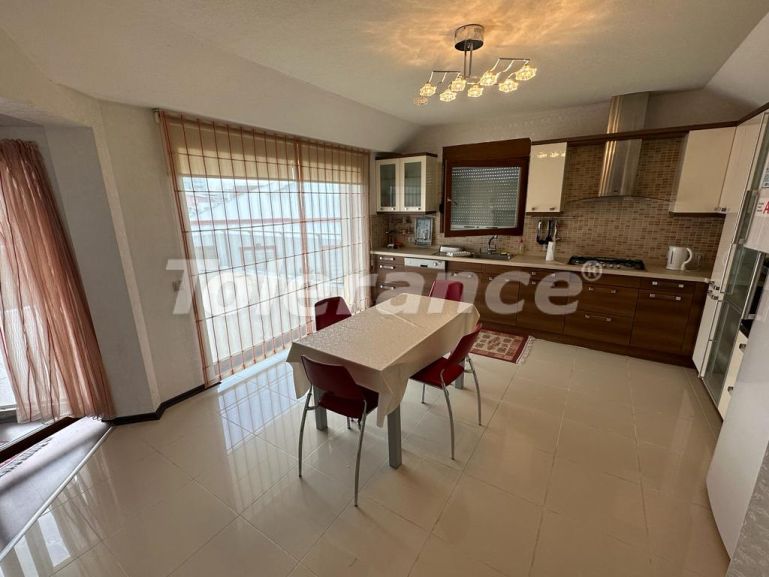 Квартира в Коньяалты, Анталия с бассейном: купить недвижимость в Турции - 94489