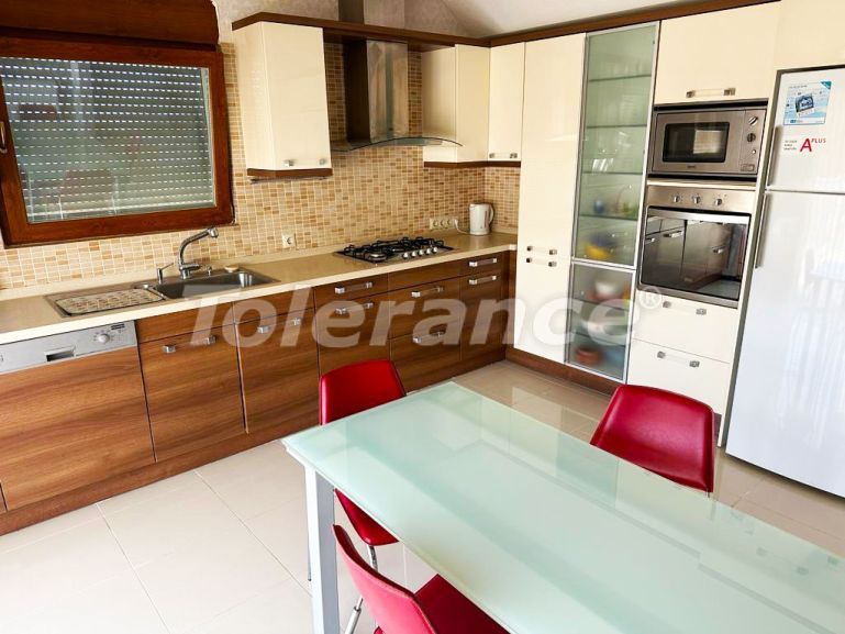 Квартира в Коньяалты, Анталия с бассейном: купить недвижимость в Турции - 95452