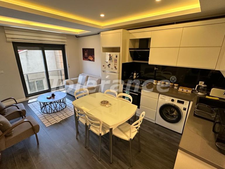 Квартира в Коньяалты, Анталия с бассейном: купить недвижимость в Турции - 95566