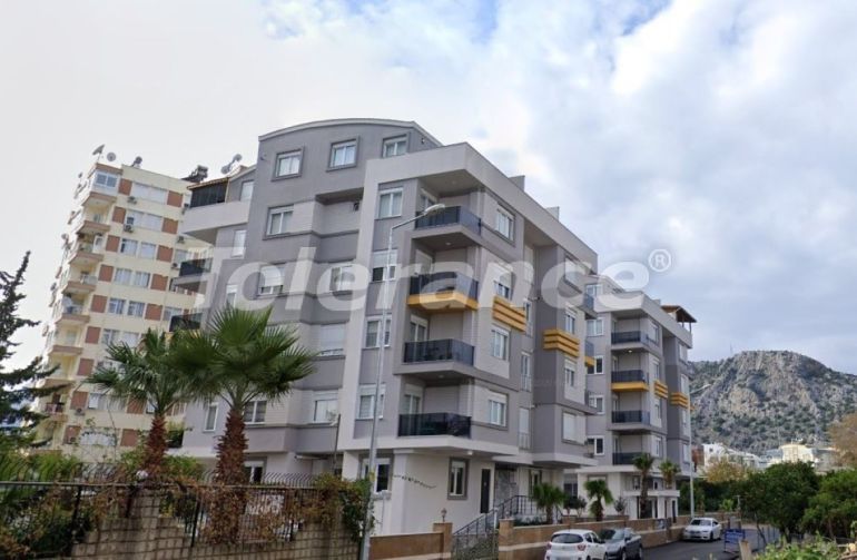 Квартира в Коньяалты, Анталия с бассейном: купить недвижимость в Турции - 96549