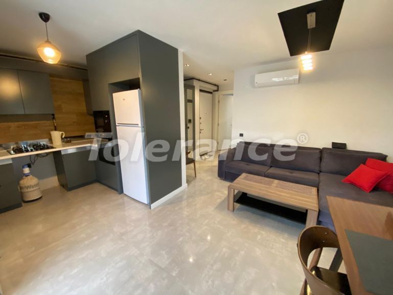 Квартира в Коньяалты, Анталия с бассейном: купить недвижимость в Турции - 96601