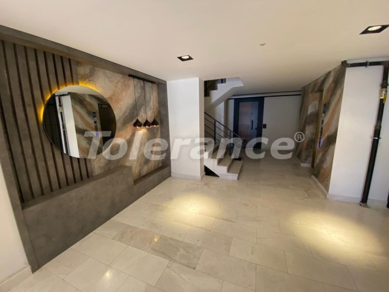 Квартира в Коньяалты, Анталия с бассейном: купить недвижимость в Турции - 96619