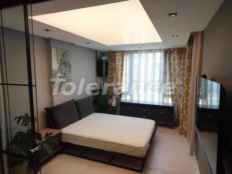 Квартира в Коньяалты, Анталия с бассейном: купить недвижимость в Турции - 96631