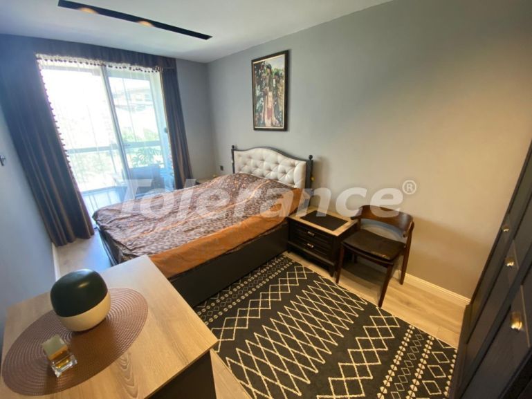 Квартира в Коньяалты, Анталия с бассейном: купить недвижимость в Турции - 96636