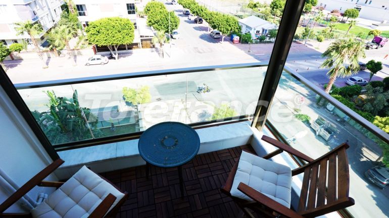 Квартира в Коньяалты, Анталия с бассейном: купить недвижимость в Турции - 98054