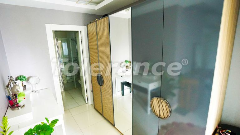 Квартира в Коньяалты, Анталия с бассейном: купить недвижимость в Турции - 98060