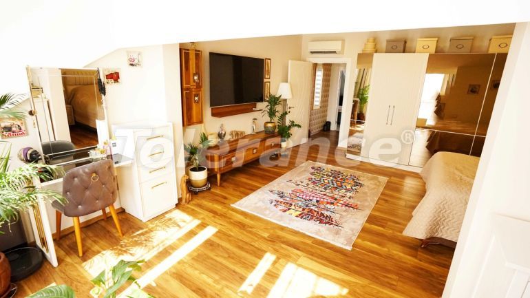 Квартира в Коньяалты, Анталия с бассейном: купить недвижимость в Турции - 98074